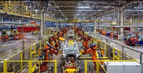 30萬預算購車新選擇 為何放棄BBA，智能座艙體驗更受青睞